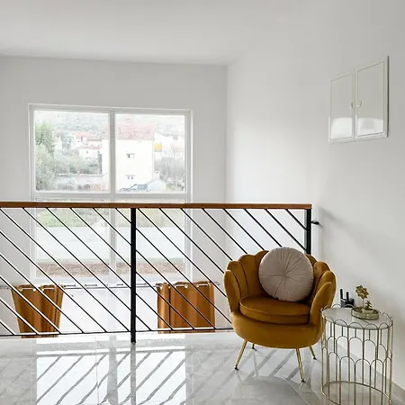 بيت للعطل 4 Bedroom Luxurious In Raslina