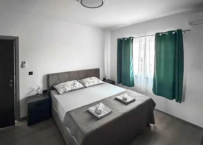 4 Bedroom Gorgeous In Сasa de vacaciones *